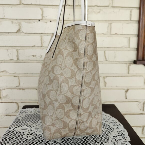 Coach Signature Khaki Shoulder Bag Purse - Picture 6 of 15